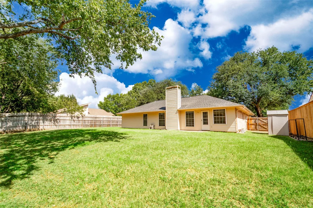 1109 Stapleton Lane Flower Mound, TX 75028