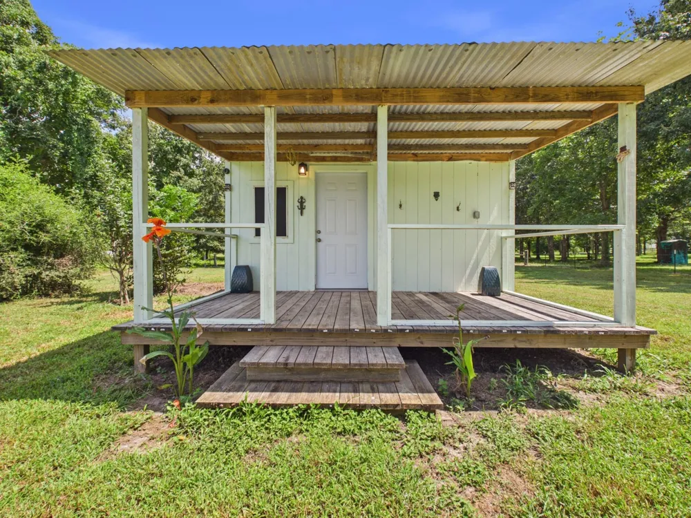 282 Route 66 Livingston, TX 77351