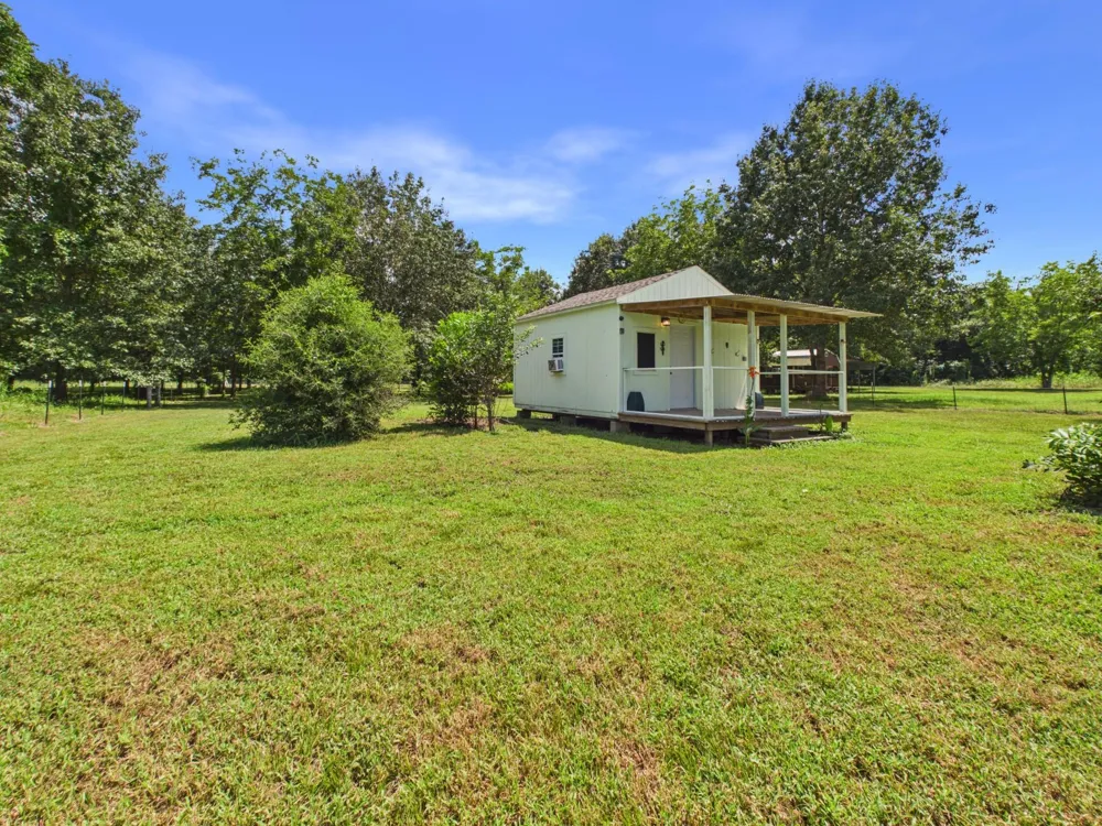 282 Route 66 Livingston, TX 77351