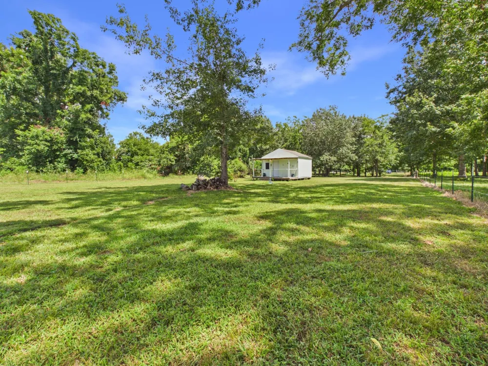 282 Route 66 Livingston, TX 77351