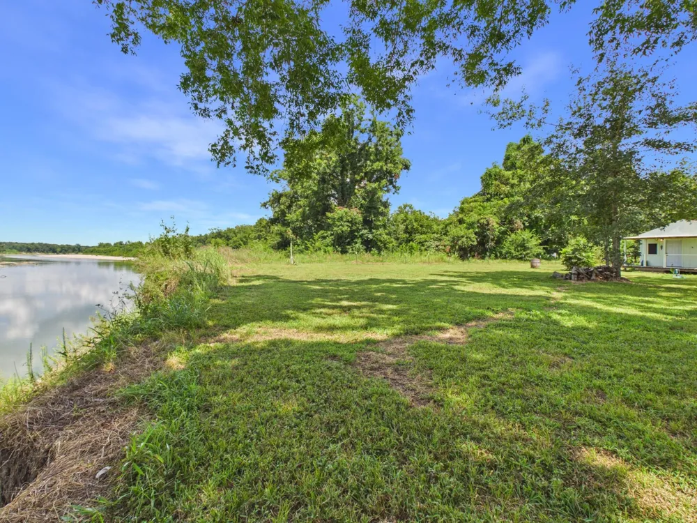 282 Route 66 Livingston, TX 77351