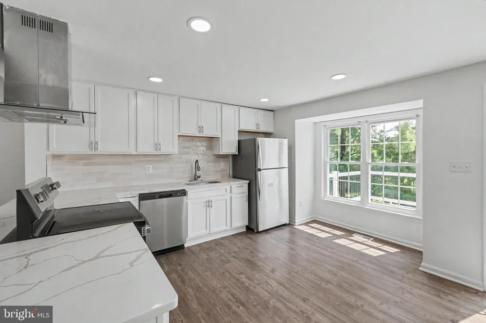 13803 LAURA RATCLIFF COURT Centreville, VA 20121
