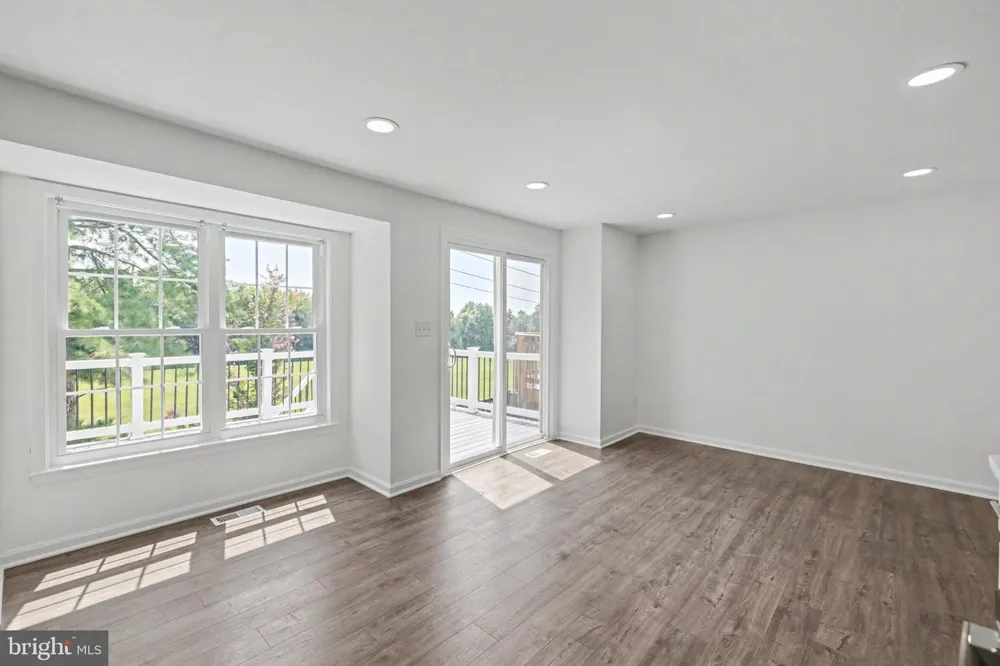 13803 LAURA RATCLIFF COURT Centreville, VA 20121
