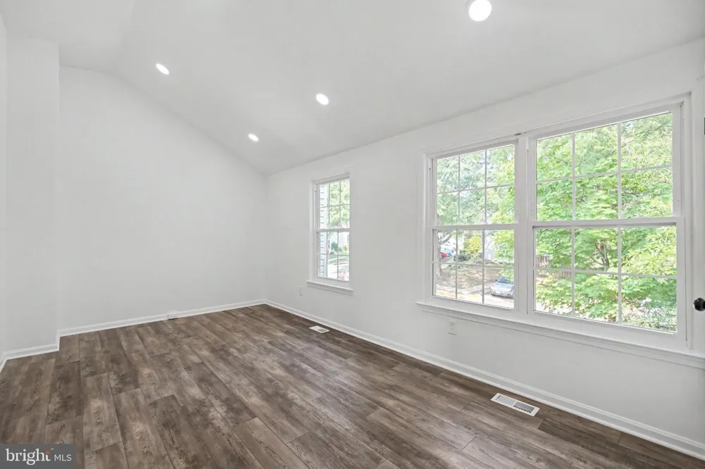 13803 LAURA RATCLIFF COURT Centreville, VA 20121