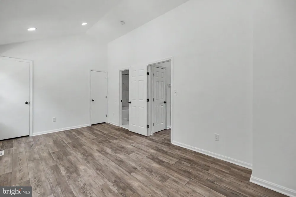 13803 LAURA RATCLIFF COURT Centreville, VA 20121