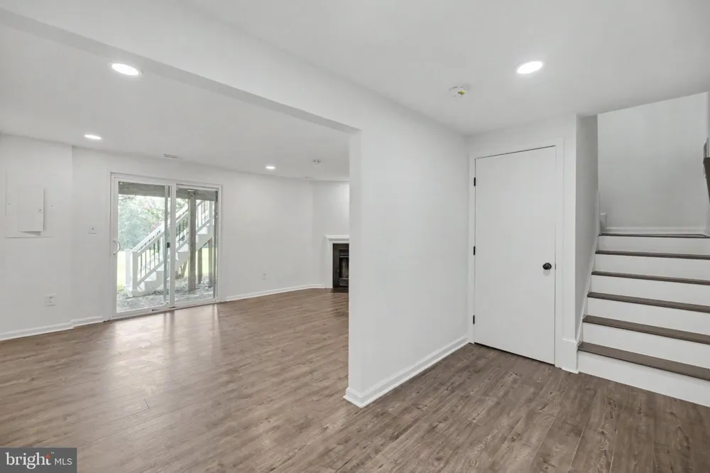 13803 LAURA RATCLIFF COURT Centreville, VA 20121