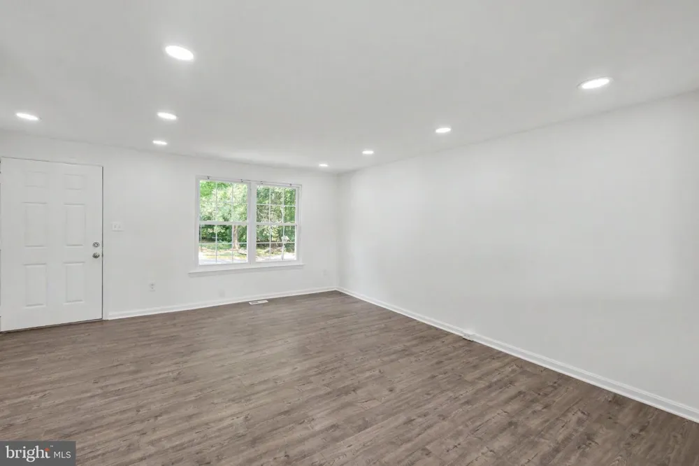 13803 LAURA RATCLIFF COURT Centreville, VA 20121
