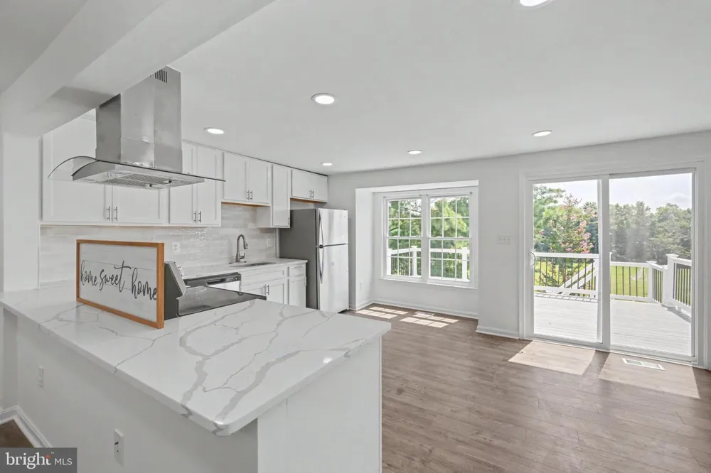 13803 LAURA RATCLIFF COURT Centreville, VA 20121