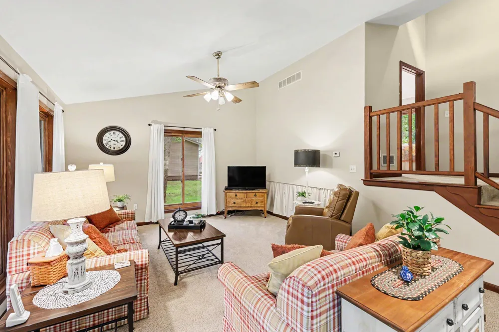 128 Clyde James Drive Pleasant Lake, MI 49272