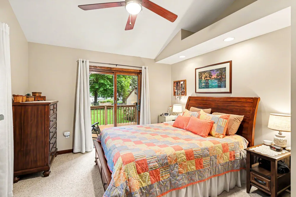 128 Clyde James Drive Pleasant Lake, MI 49272