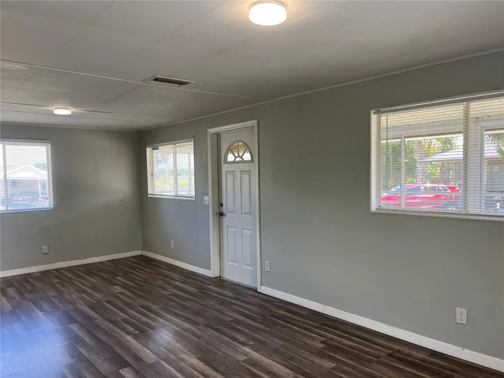 3731 STATE ROAD 60 E #23 Lake Wales, FL 33898