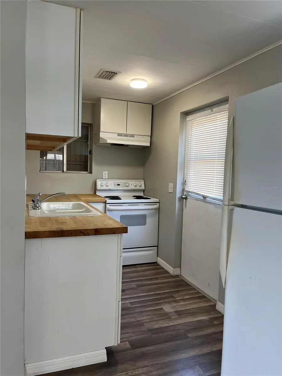 3731 STATE ROAD 60 E #23 Lake Wales, FL 33898