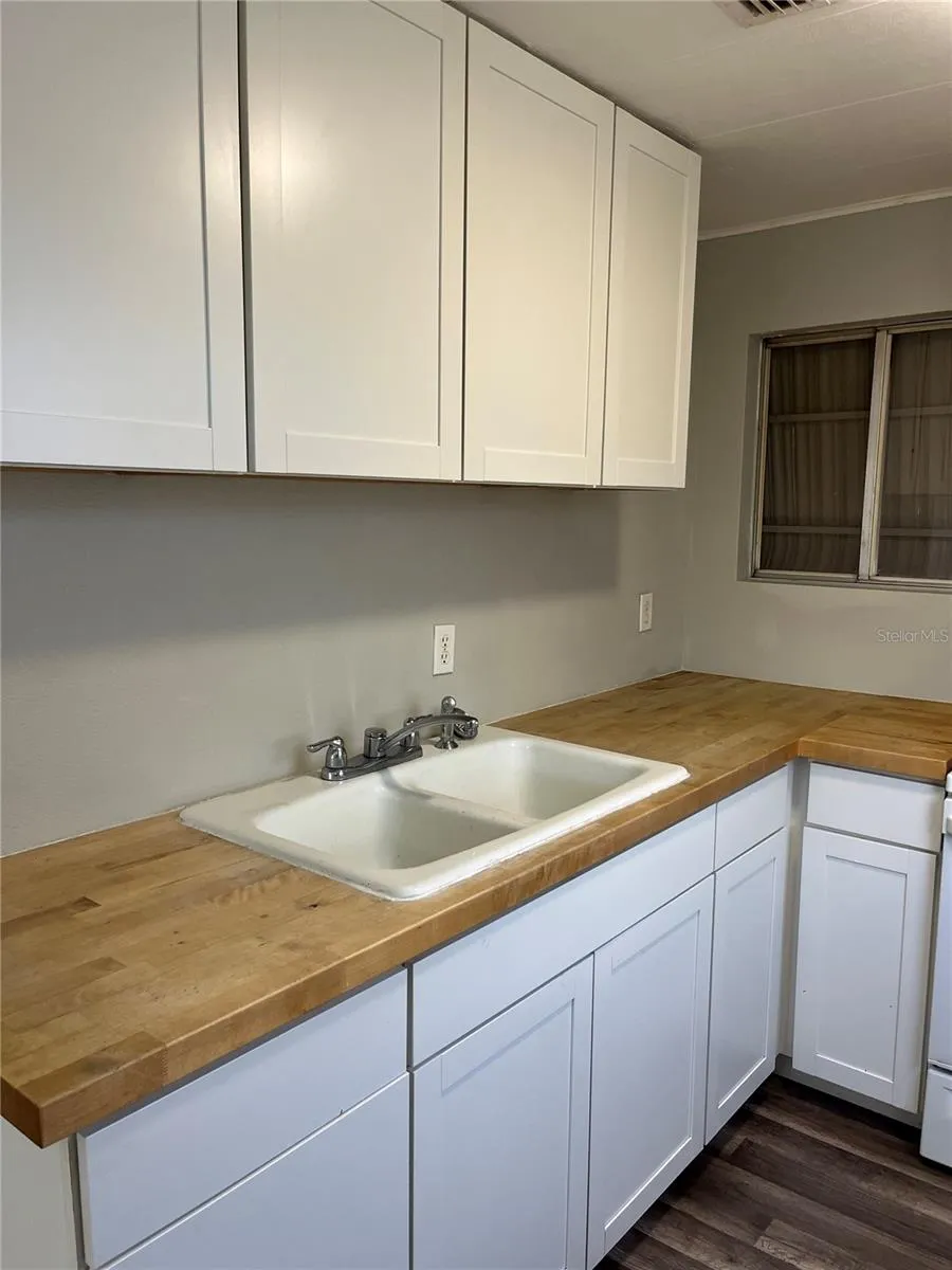 3731 STATE ROAD 60 E #23 Lake Wales, FL 33898
