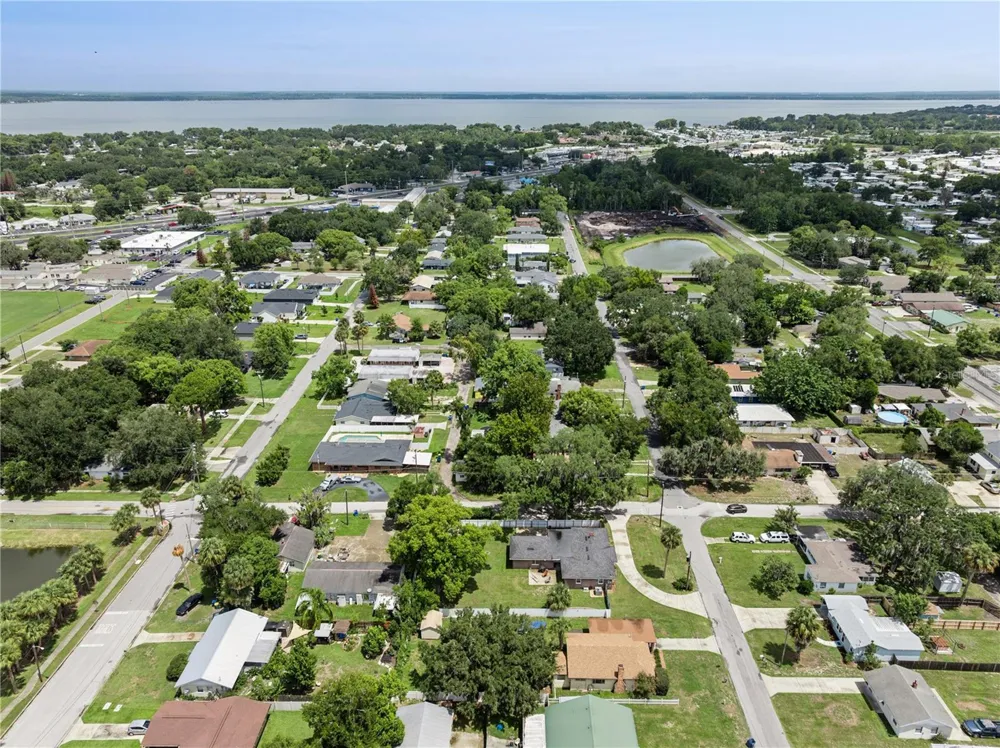 723 ROCKINGHAM AVENUE Tavares, FL 32778