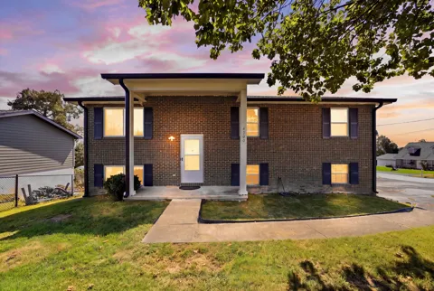 4200 Shady Oak Drive