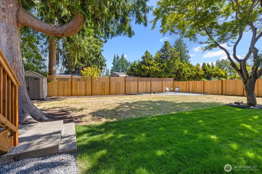 20623 81st Avenue W Edmonds, WA 98026