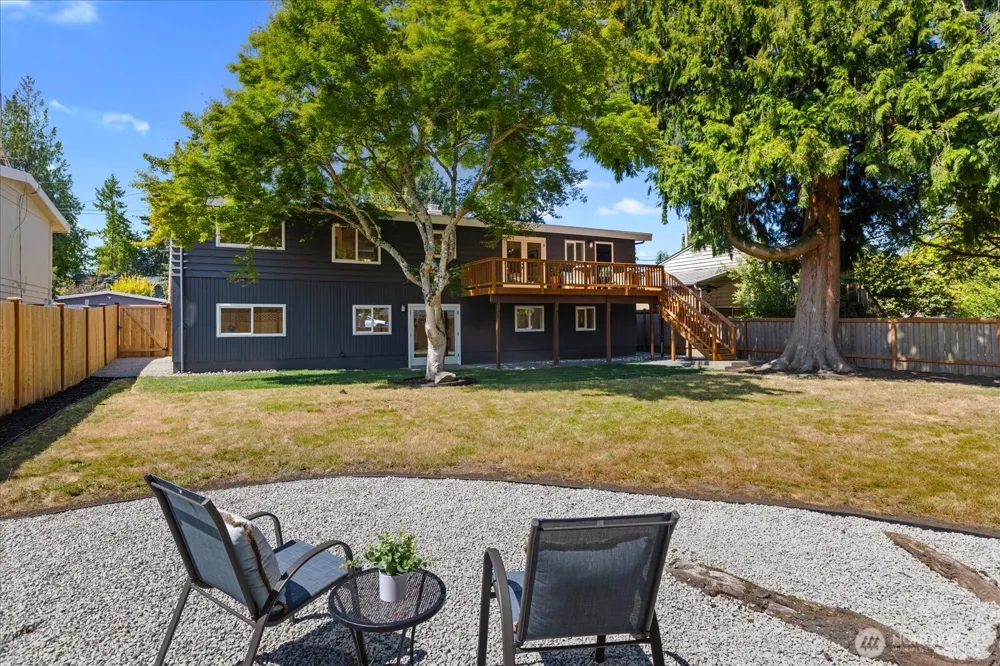 20623 81st Avenue W Edmonds, WA 98026