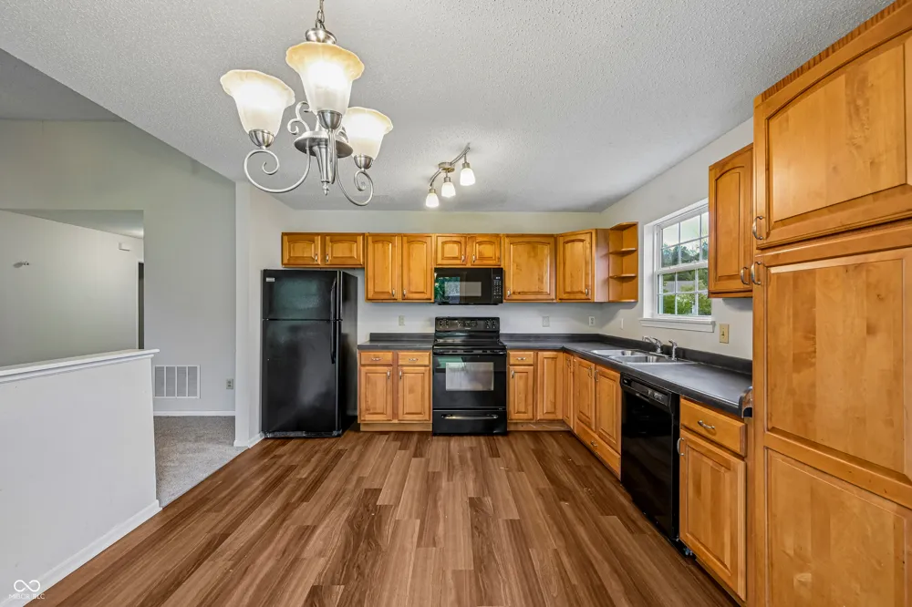4253 Useppa Court Westfield, IN 46062
