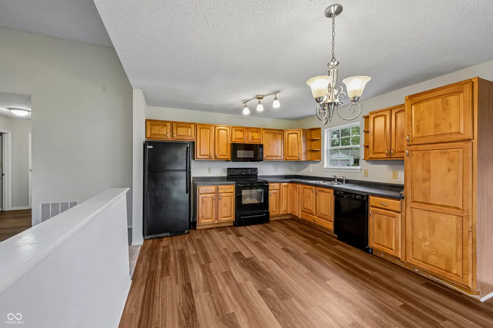 4253 Useppa Court Westfield, IN 46062