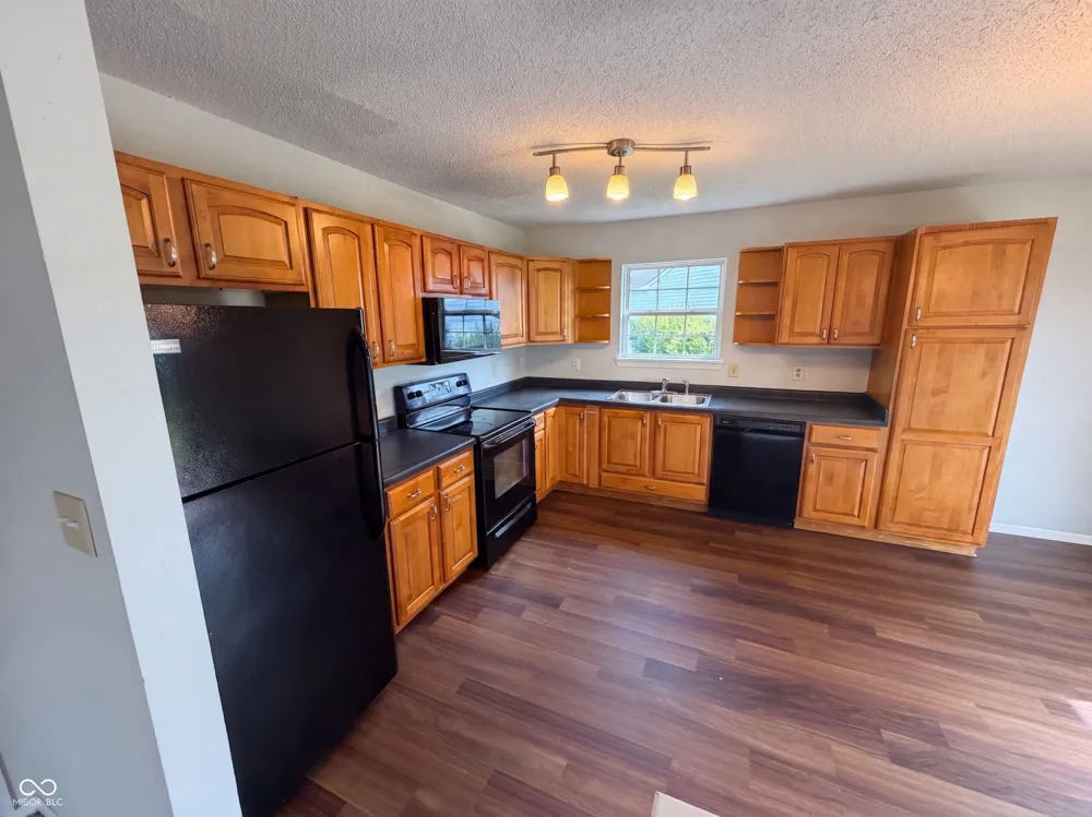 4253 Useppa Court Westfield, IN 46062