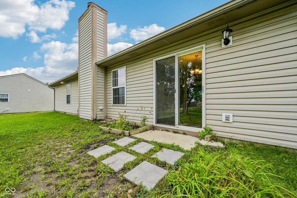 4253 Useppa Court Westfield, IN 46062