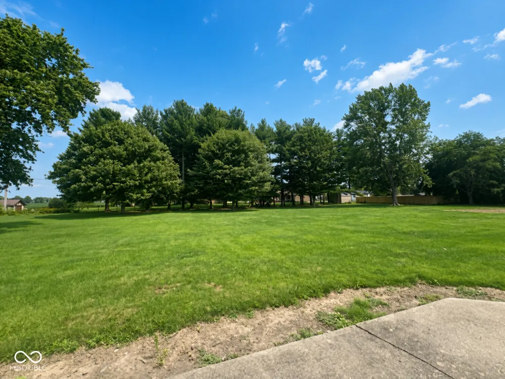 310 Murnan Lane Fairland, IN 46126