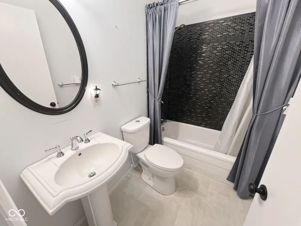 310 Murnan Lane Fairland, IN 46126