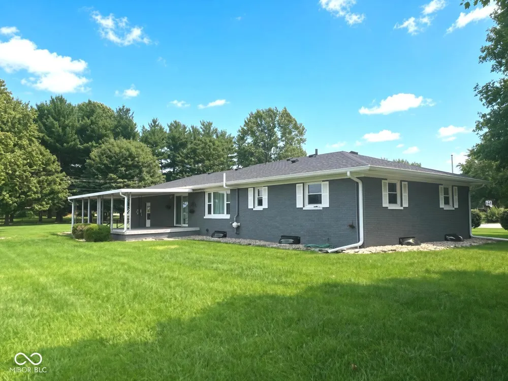 310 Murnan Lane Fairland, IN 46126