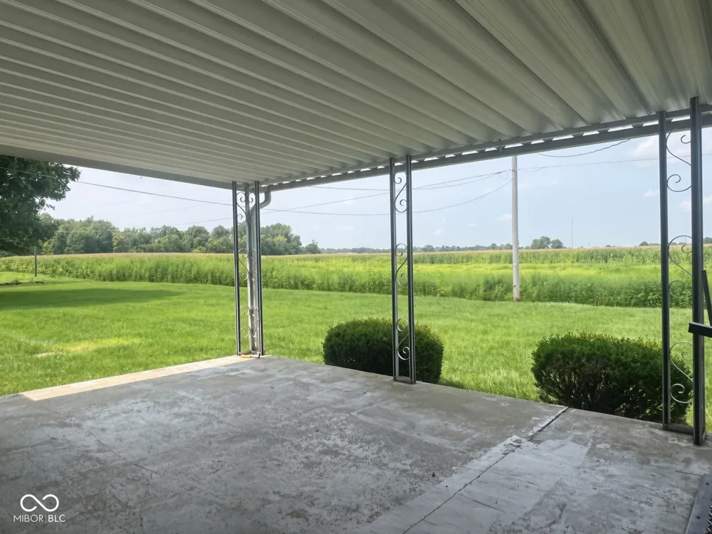 310 Murnan Lane Fairland, IN 46126