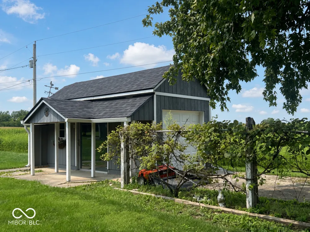 310 Murnan Lane Fairland, IN 46126