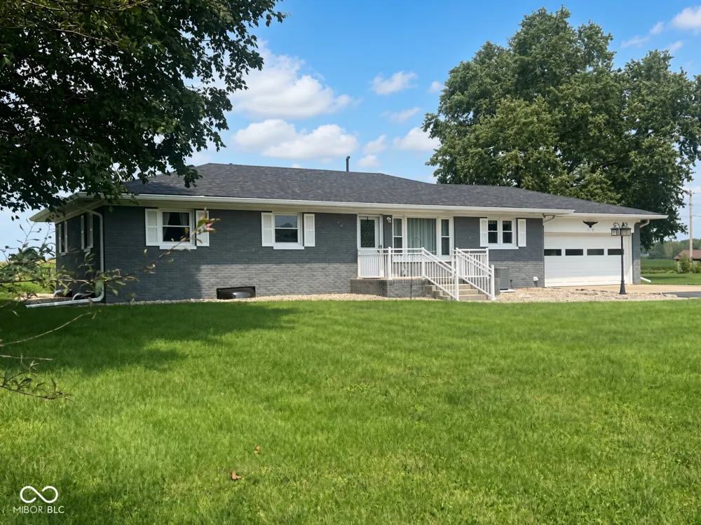 310 Murnan Lane Fairland, IN 46126