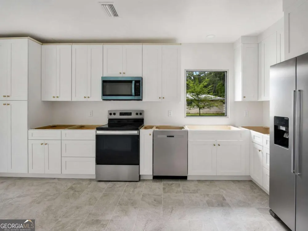 1815 Oak AVE Brunswick, GA 31520