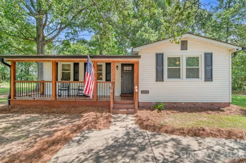 1218 Hammond Carnes Road