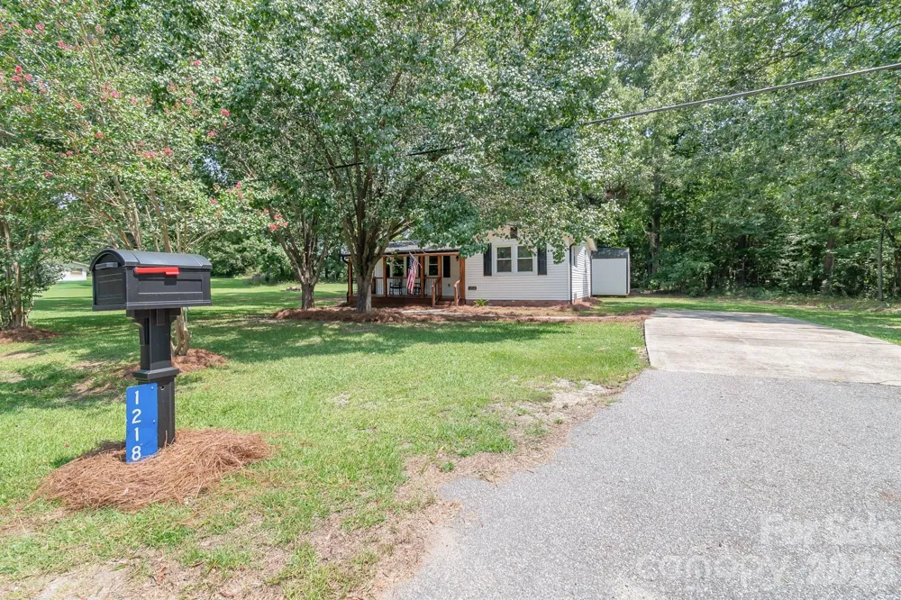 1218 Hammond Carnes Road Lancaster, SC 29720