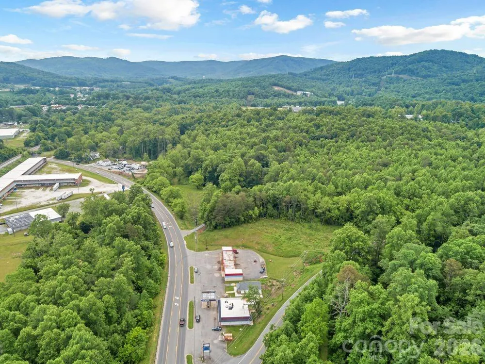 2730 226 Highway S Marion, NC 28752