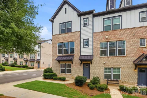 604 Tudor Park Way