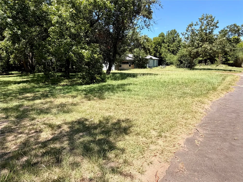 C R 1128 Tyler, TX 75704