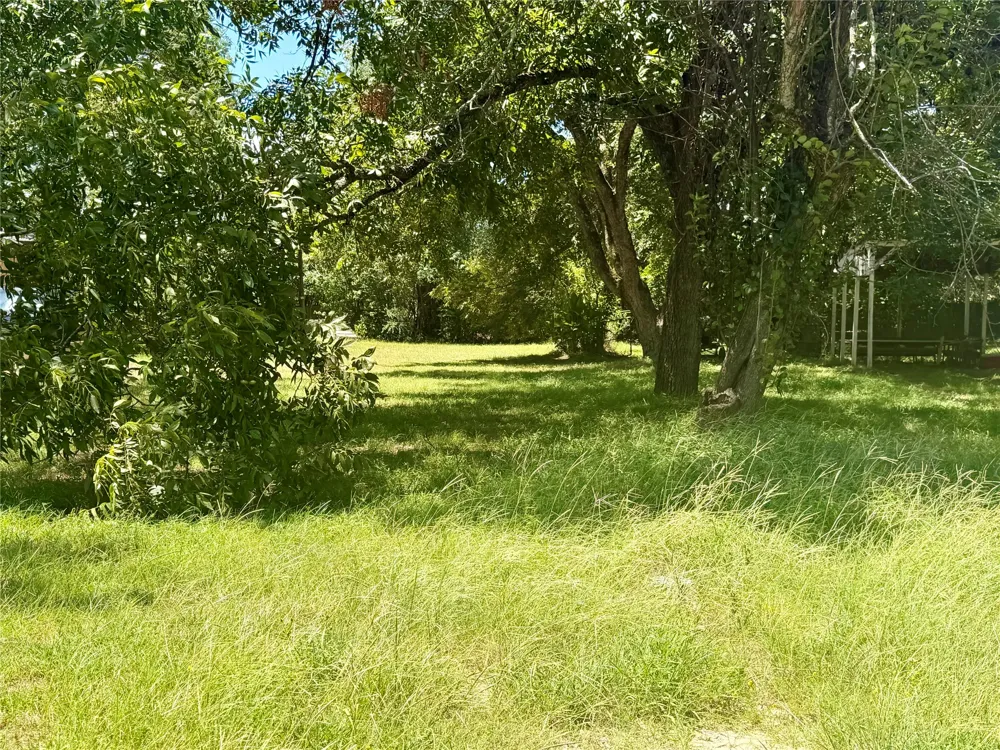 C R 1128 Tyler, TX 75704