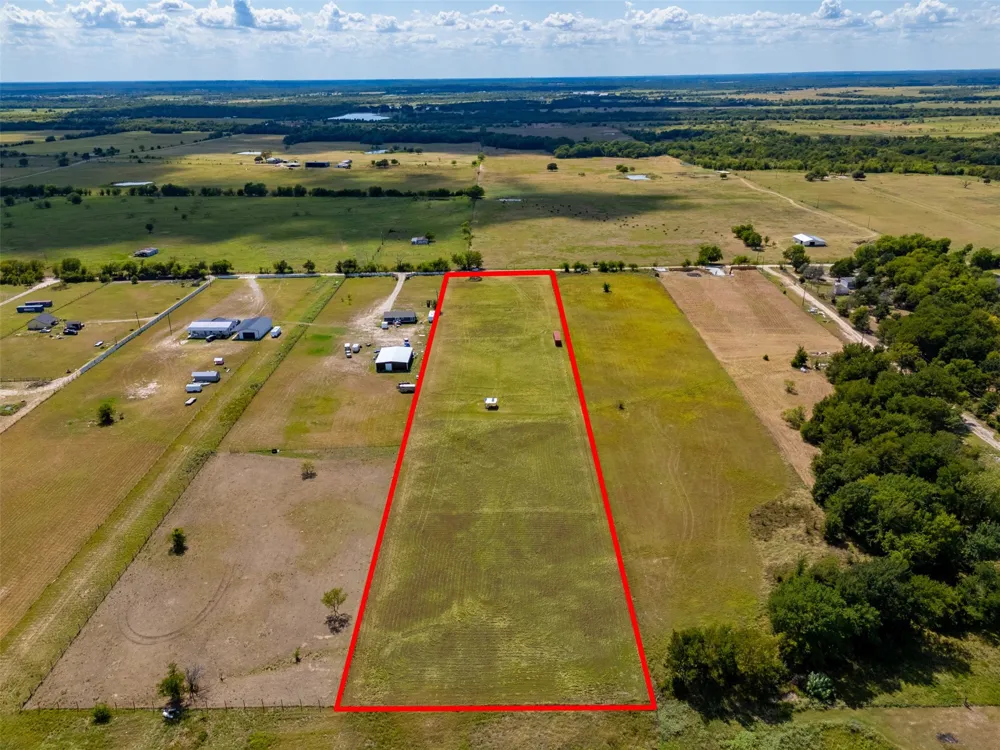 1747 VZ COUNTY RD 3908 Wills Point, TX 75169