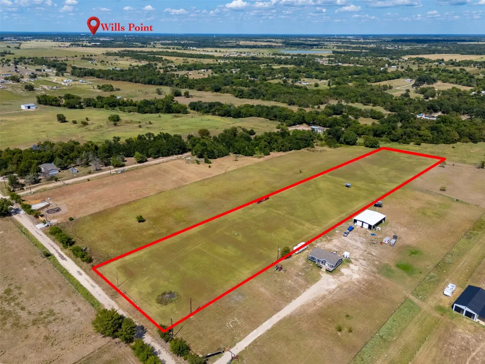 1747 VZ COUNTY RD 3908 Wills Point, TX 75169