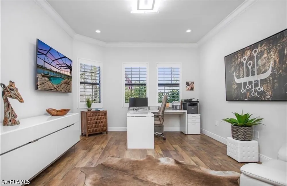Glacier Court Naples, FL 34119
