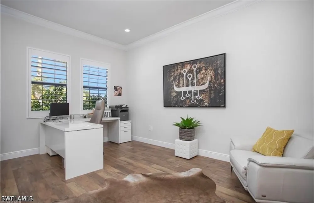 Glacier Court Naples, FL 34119