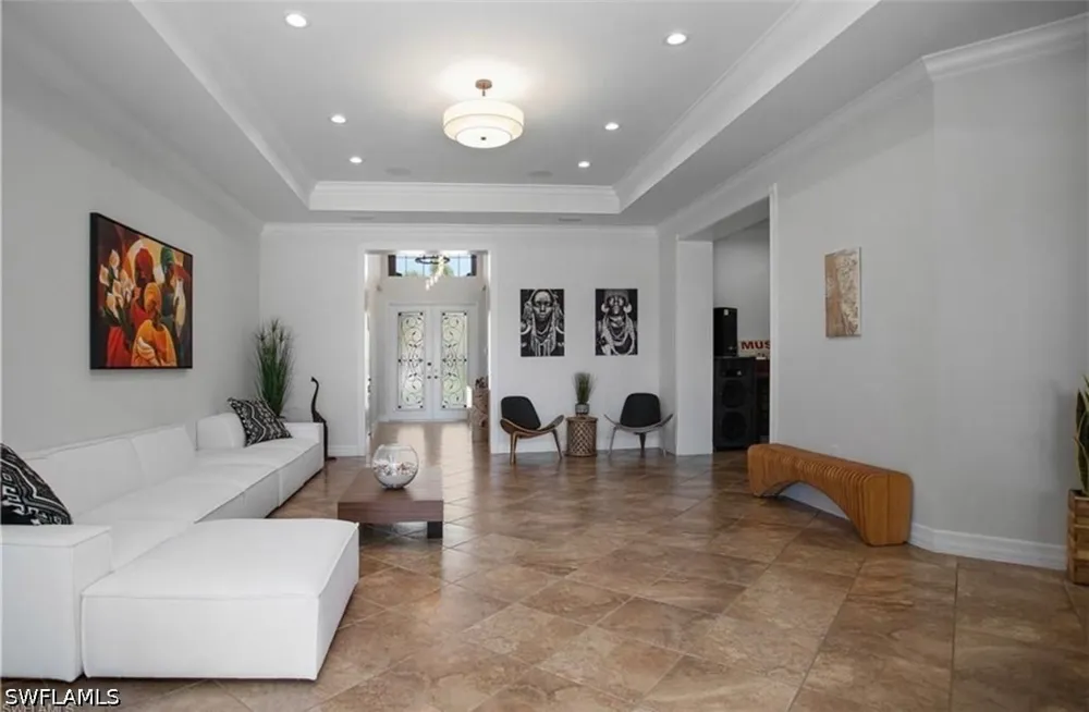 Glacier Court Naples, FL 34119