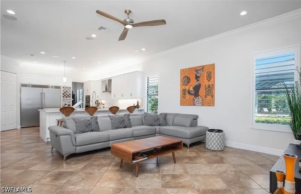 Glacier Court Naples, FL 34119