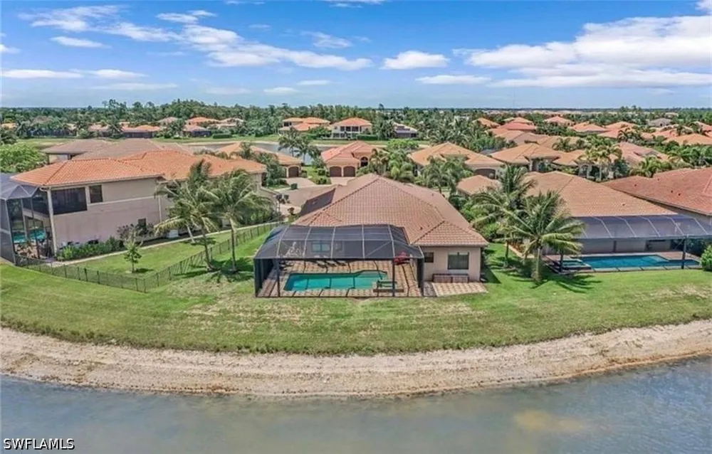 Glacier Court Naples, FL 34119