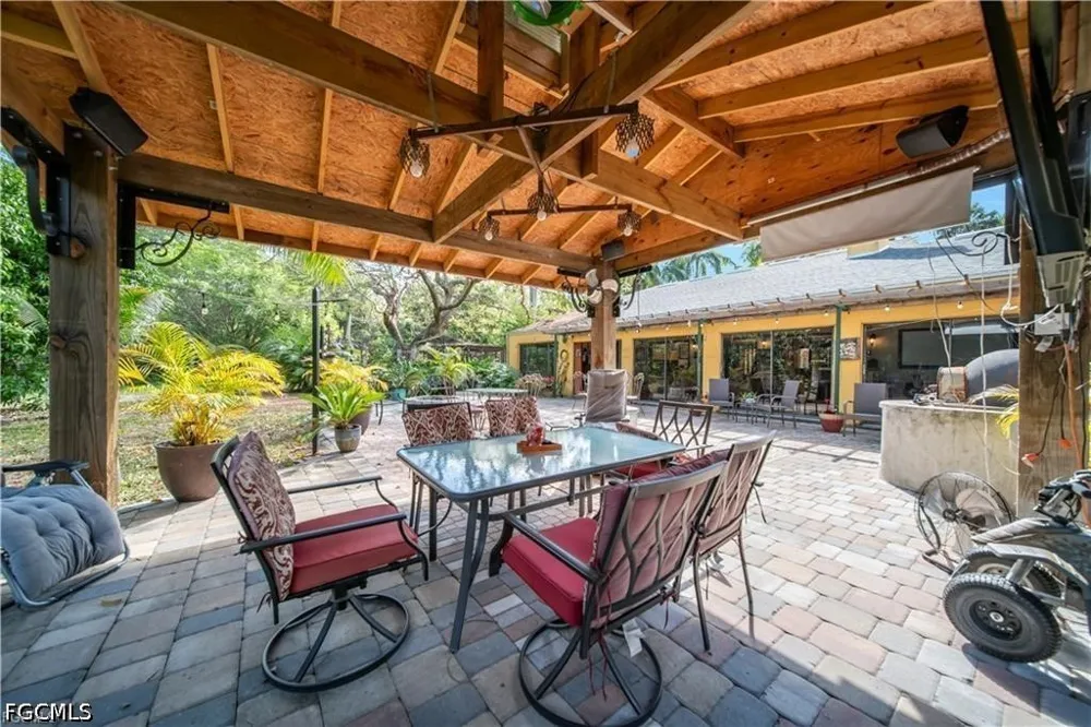 W Mariana Avenue North Fort Myers, FL 33903
