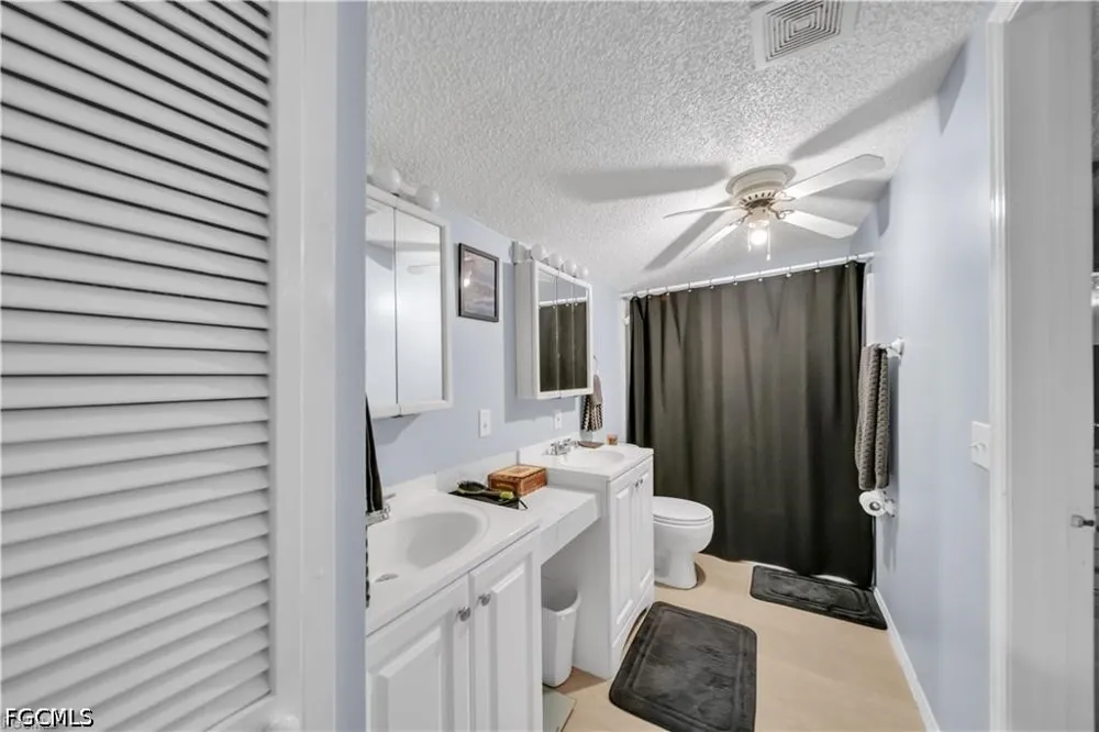 W Mariana Avenue North Fort Myers, FL 33903