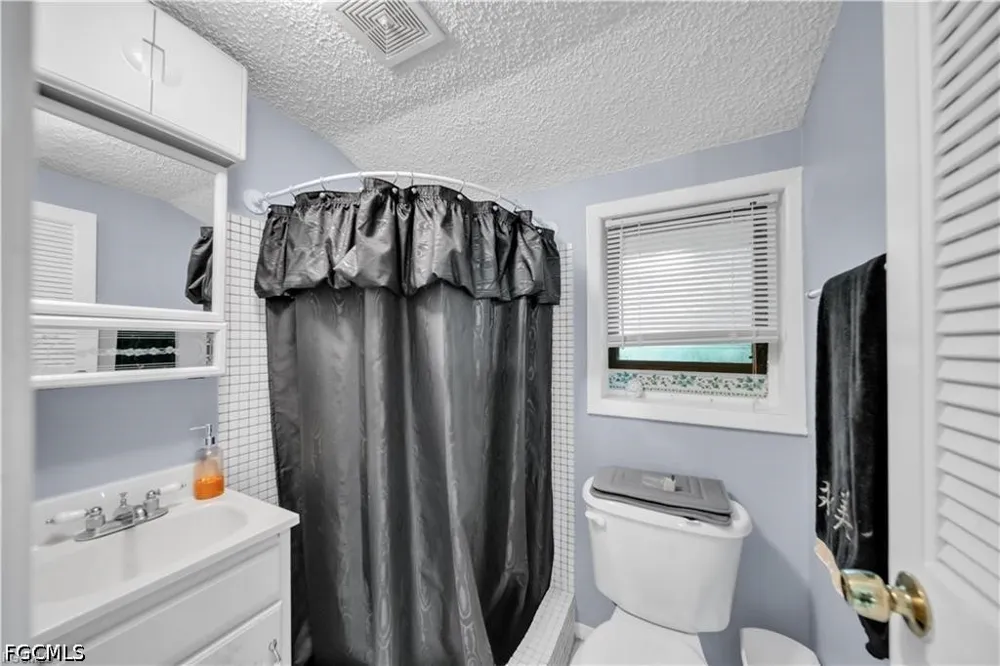 W Mariana Avenue North Fort Myers, FL 33903