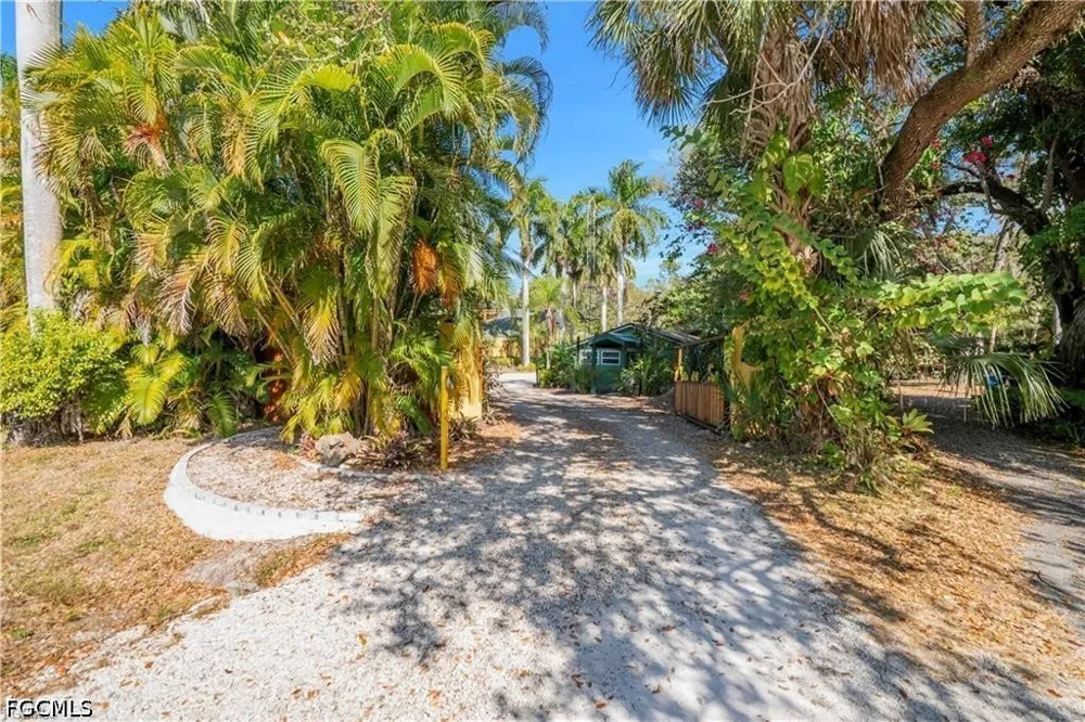 W Mariana Avenue North Fort Myers, FL 33903