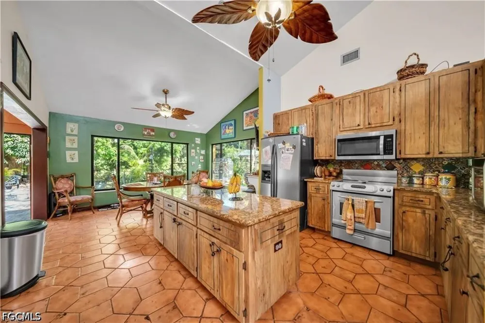 W Mariana Avenue North Fort Myers, FL 33903